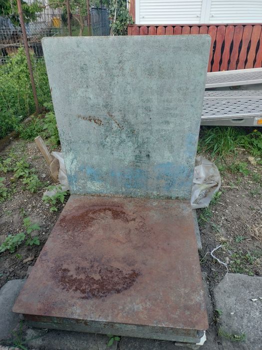 Cântar mecanic, până la 500 kg.