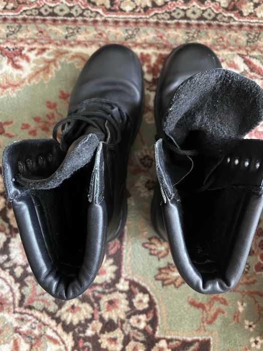 Ghete de piele naturala imblanite Politia Romana
