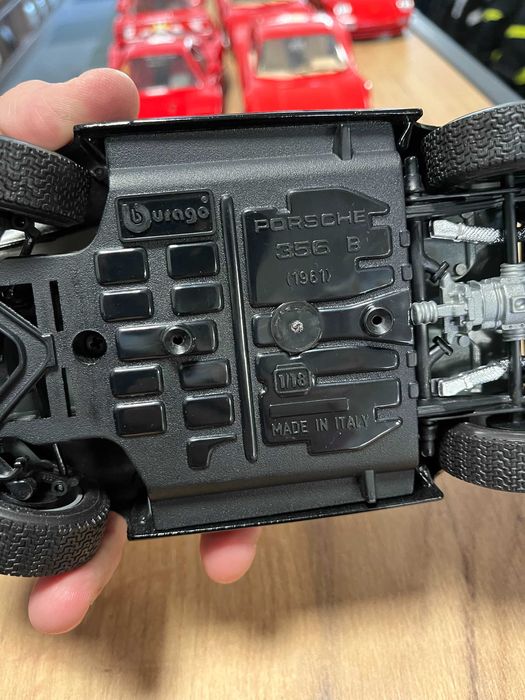 BBURAGO метална колекционерска количка модел PORSCHE 356B COUPE 1961г.
