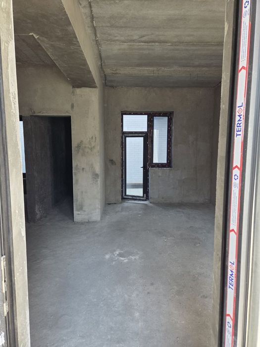 Коттедж 2.5 соток на Амира Темура