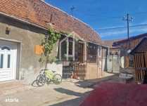 Casă de vânzare 3 camere, teren 360mp, Apoldul de Sus