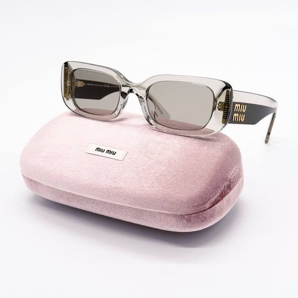 Слънчеви очила Miu Miu