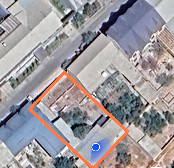 Бектемир туманида ҳовли сотилади