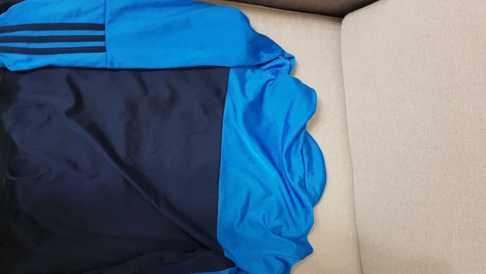 Bluza trening Adidas pentru barbati, marime M