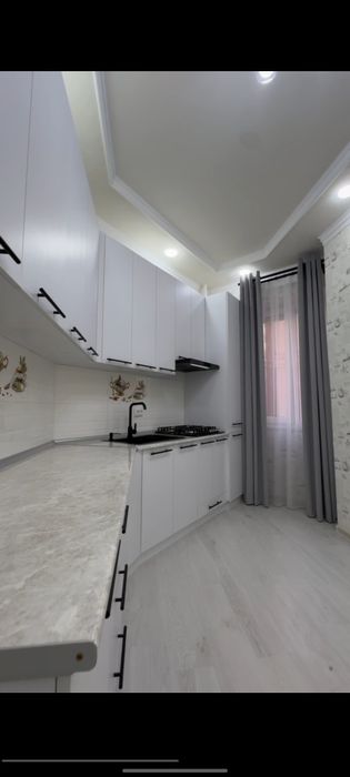 Продаётся ИДЕАЛЬНАЯ квартира в Яшнабад -Nice Village 5/2/12 100м2