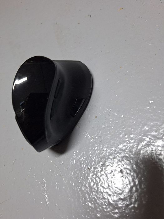 Mouse wireless Trust Voxx,ergonomic   reincarcabil, vertical, Bluetoot