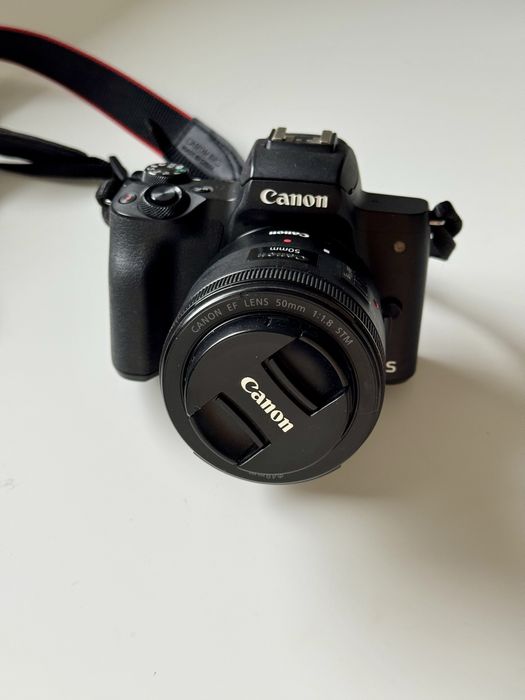 Canon EOS M50 Mark II + 2 обектива