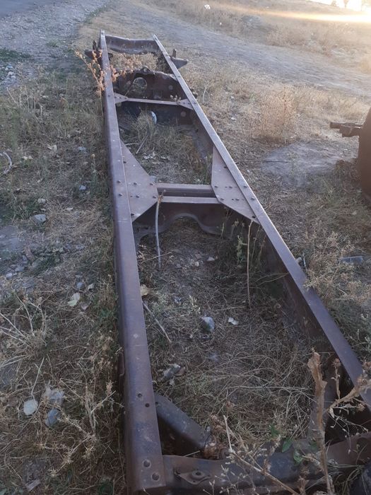 Рама зил-131. Находится в Бурном