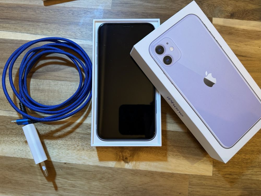 Apple Iphone 11, 64GB, Purple