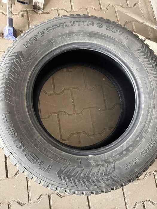 Продам автошины 285/60/18