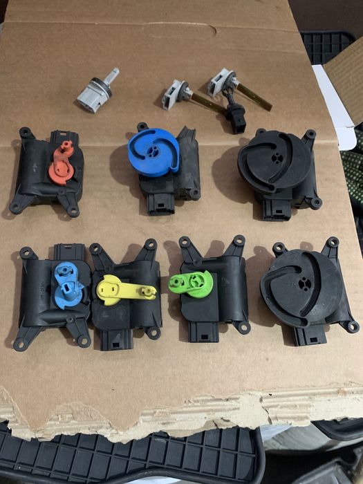 Motoras clapeta incalzire racire