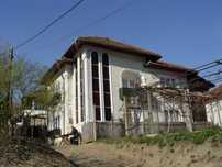 Vând proprietate la țară,în comuna Obârșia Cloșani,județul Mehedinți