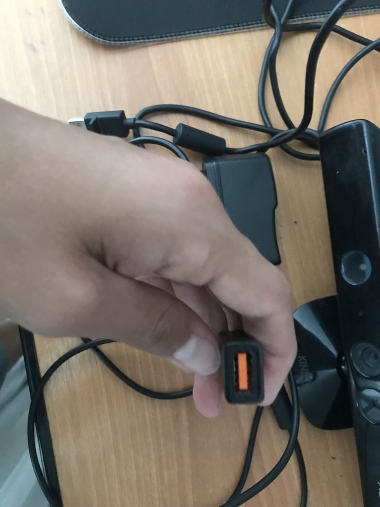Продам срочно kinect от xbox 360 не дорого