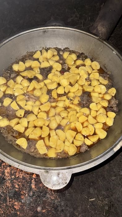 Повар выездной: сочный и вкусный: Плов Сырне, Куырдак, Казан кебаб