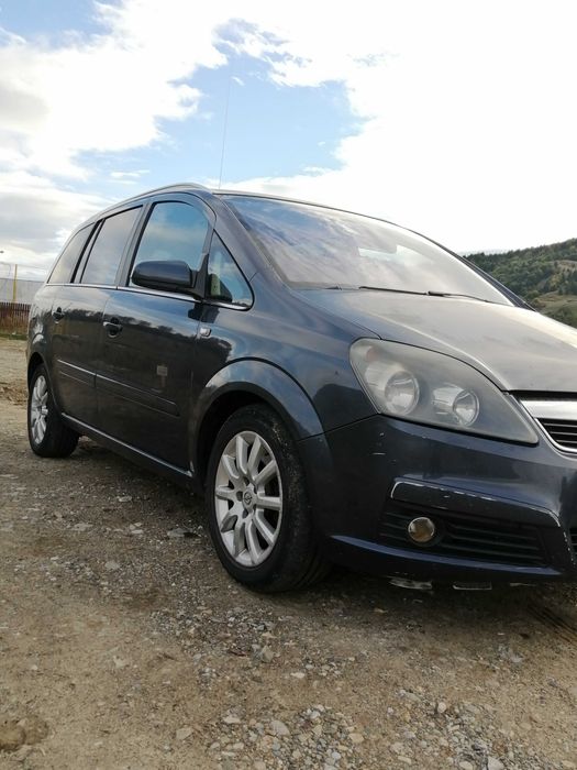 Vând Opel Zafira B 1.9 cdti 150 CP