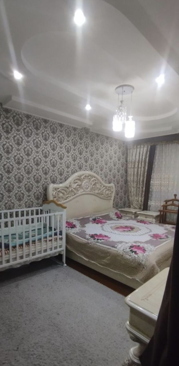 Юнусабад 15 квартал. Продается квартира 3/3/4
