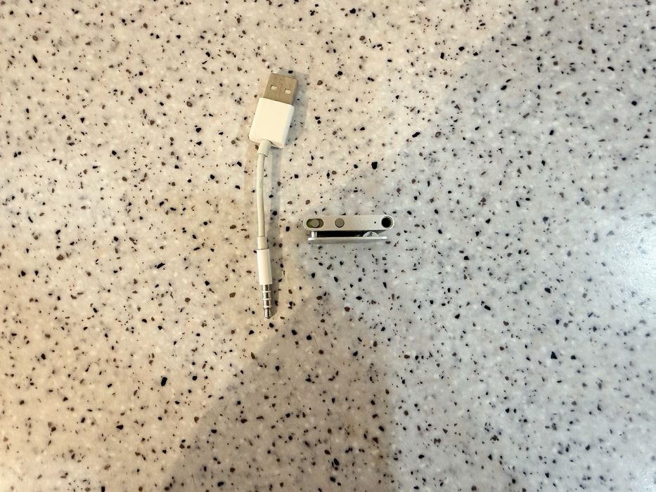 Ipod shuffle оригинал