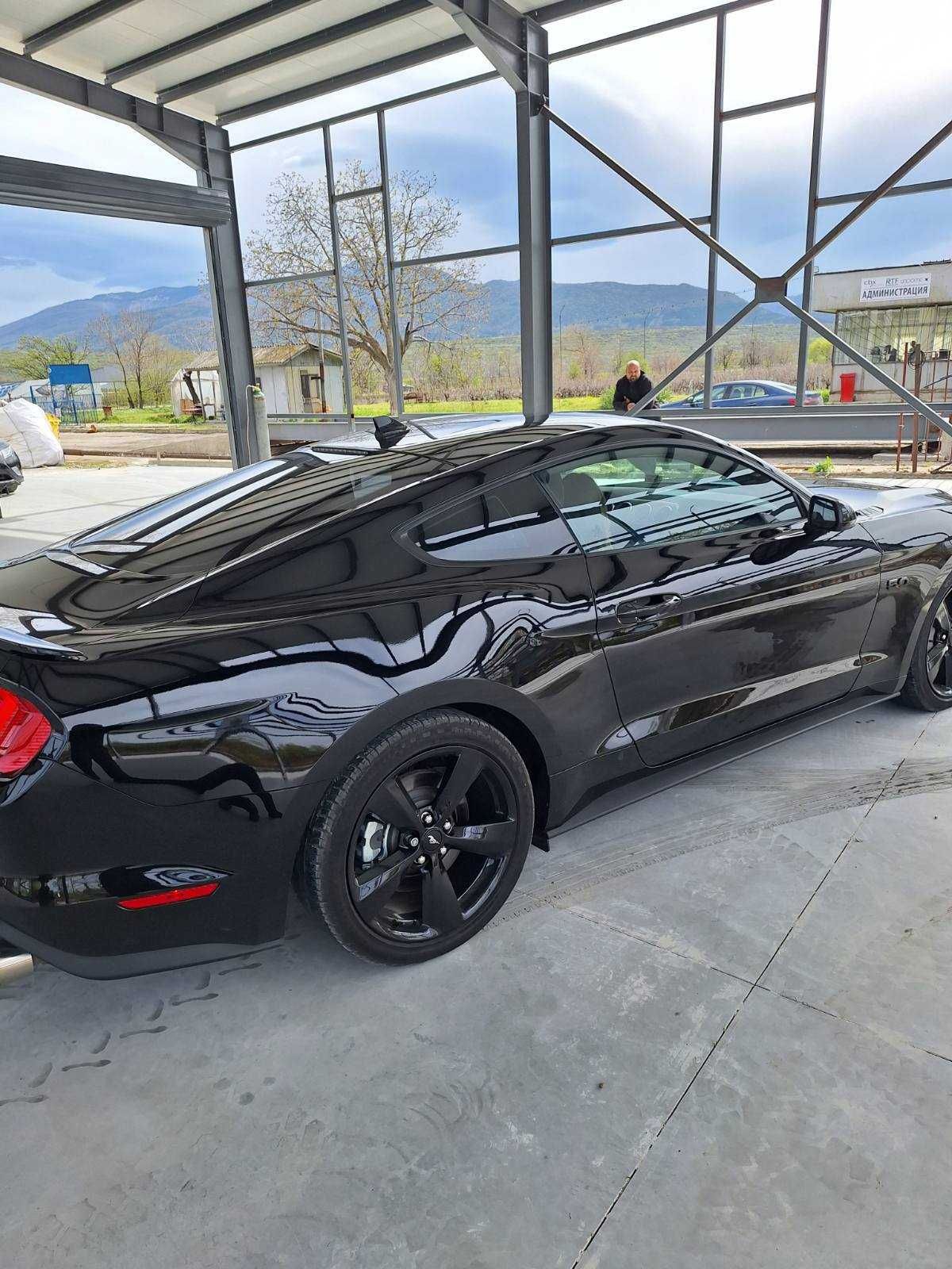 Ford Mustang Gt.