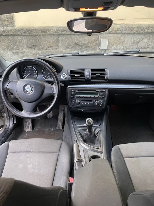 BMW e87 118d clima automată