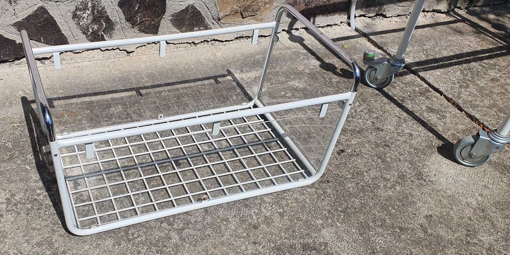 Carucior/patut bebelusi sau nou nascuti.