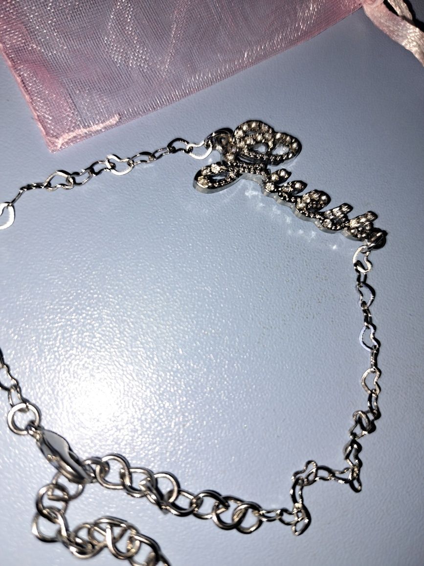 Страхотна гривна Guess-нова