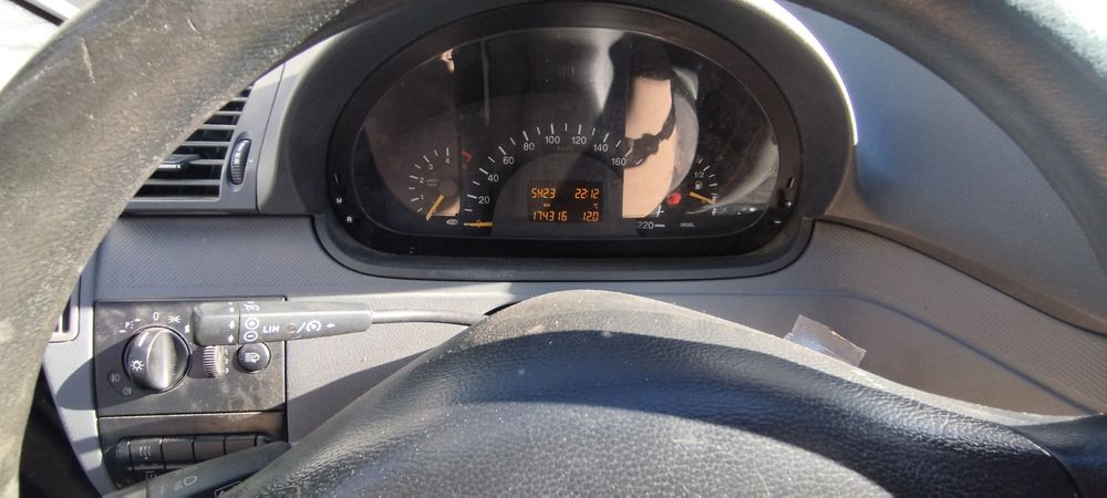 Mercedes Vito 115 150 Cp 170000 km reali ,webasto ,climatronic, etc