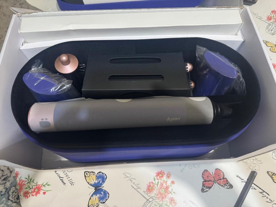 Продам Dyson новый