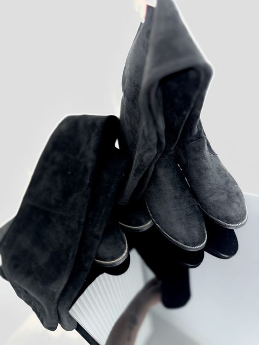 Ботфорды есть  два размера 39,40