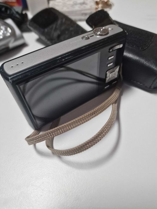 Aparat foto MEDION ideal pt ITP Auto Afiseaza data si ora pe poza