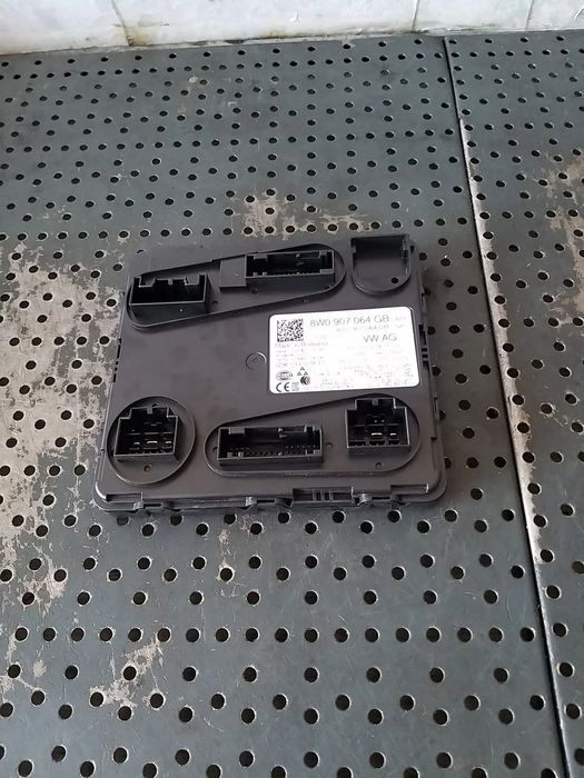 Modul confort 2.0 tdi audi a4 b9 8w 8w0907064gb 8w0907064db aa025424 5dk01107917