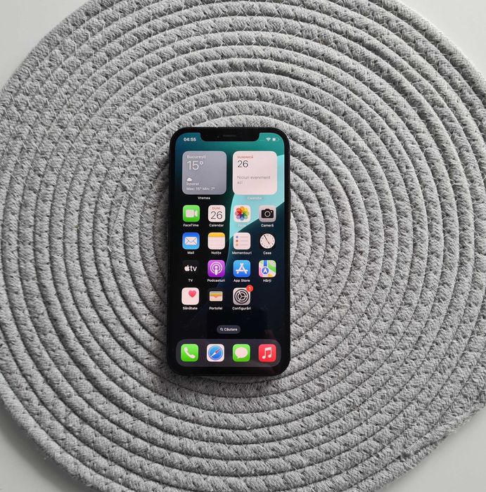 iPhone 12 Negru, impecabil, bateria 92%, liber de retea