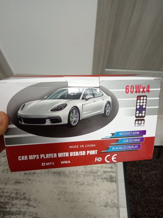 Radio player, cu  stik și Bluetooth.