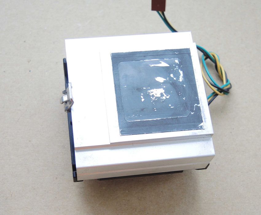 Intel socket 370 cooler Testat