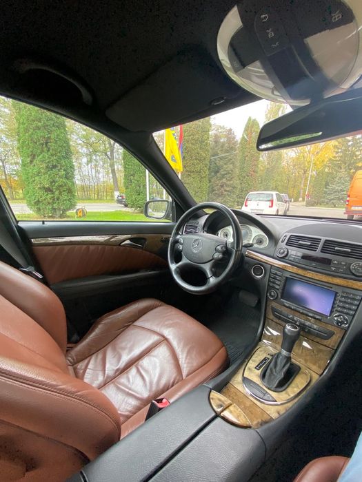 Mercedes E Class 220