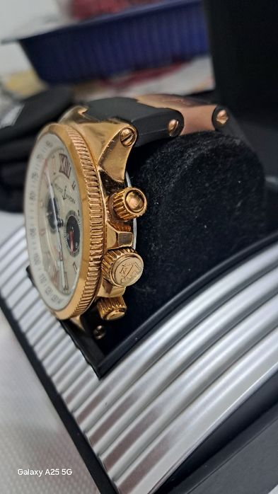 Vând ceas Ulysse Nardin