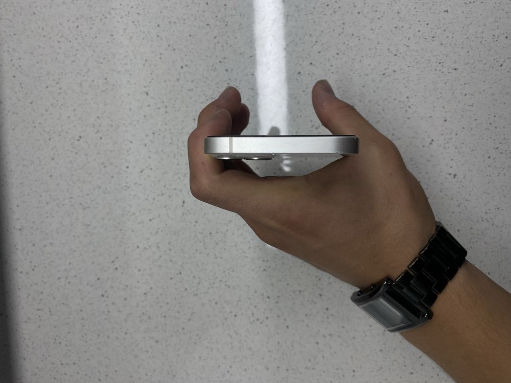Iphone 13 128 gb 71 yomkst