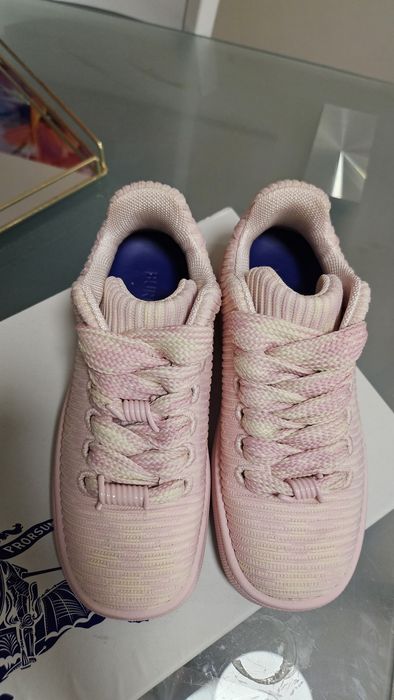 Burberry дамски кецове 2025г.