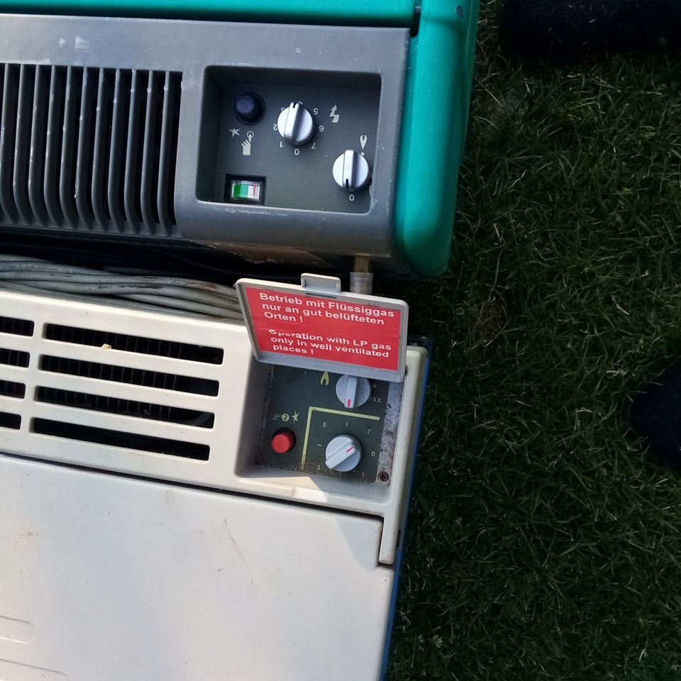 Frigider/congelator camping, rulota, auto curent sau gaz