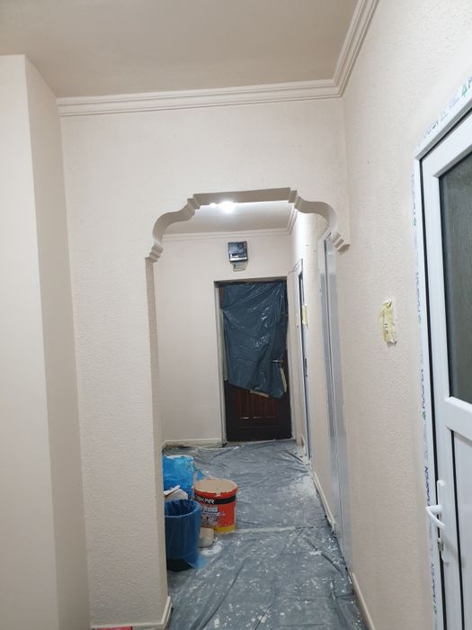 Execut finisaje interioare și exterioare