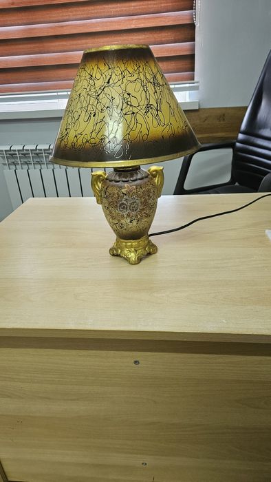 Svitilnik sotiladi xolati yaxshi ishlazi zor