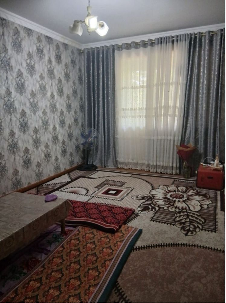 Продается‼️Чиланзар-8кв 1 ком 35 кв.м. СРОЧНО