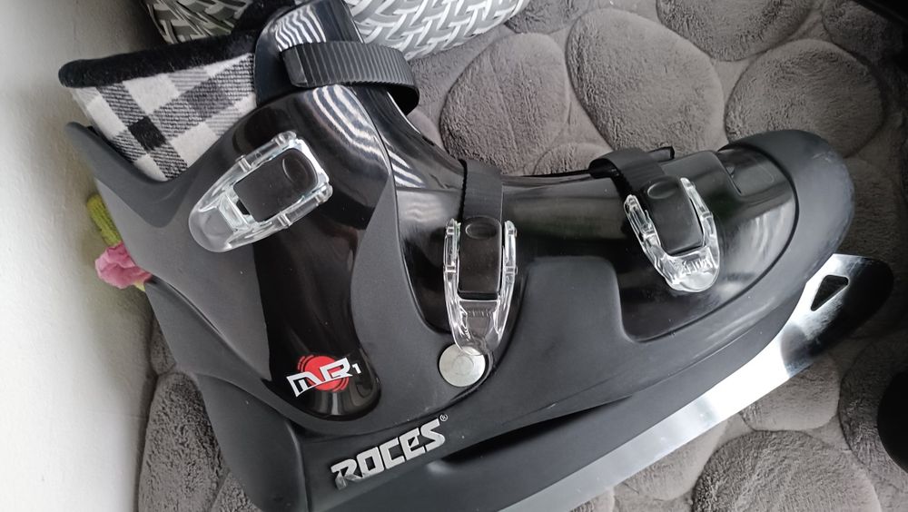 Patine gheata barbatesti 46-47,Roces stare perfecta