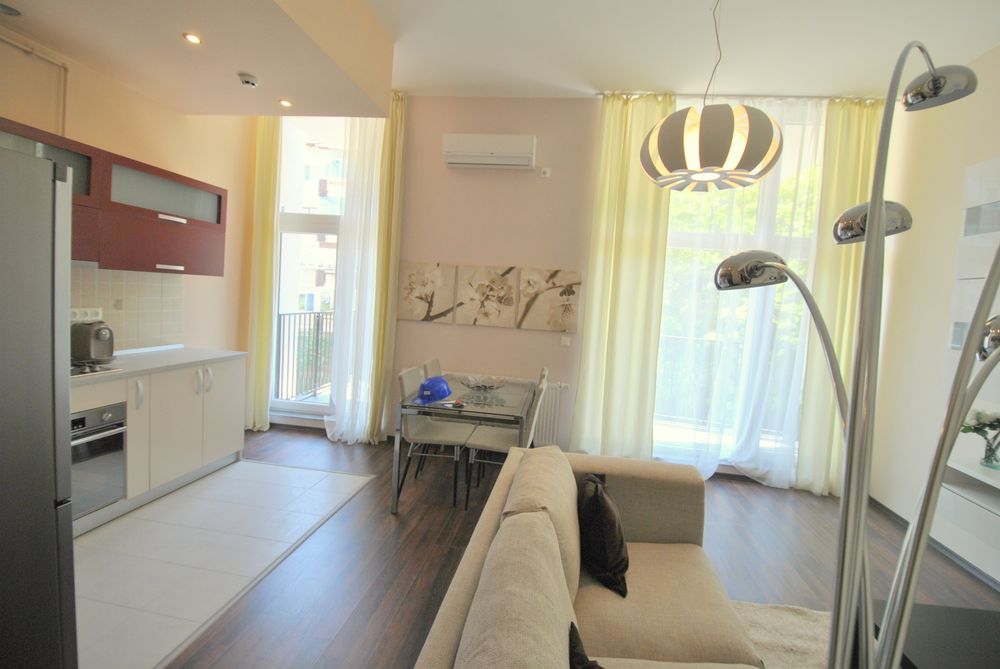 Apartament 2 camere de închiriat