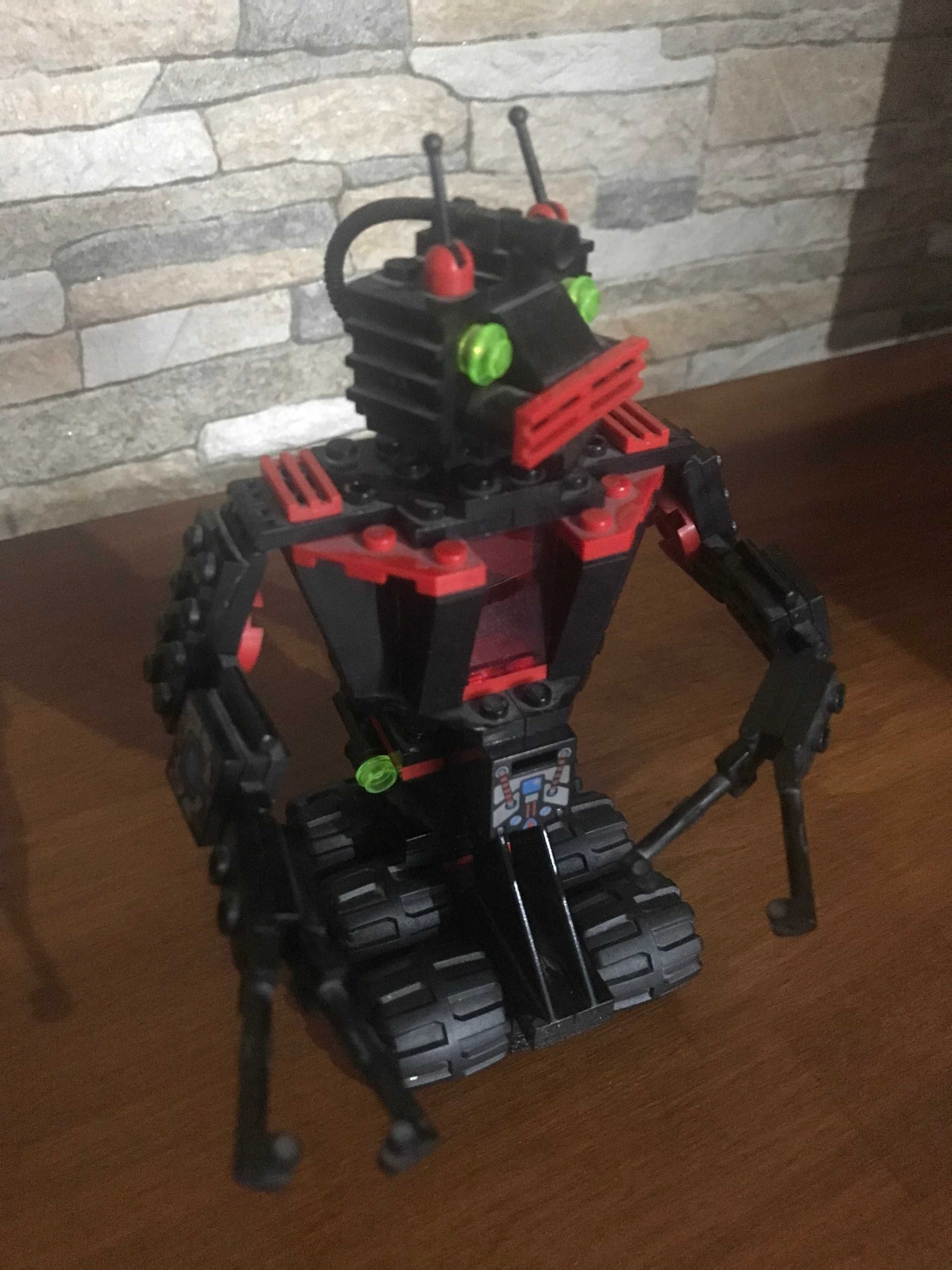 Robot LEGO tehnic model clasic