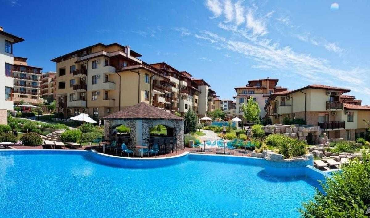 Продава се Тристаен апартамент в Свети Влас - 91 кв.м за 1594 €/кв.м - Снимка #14