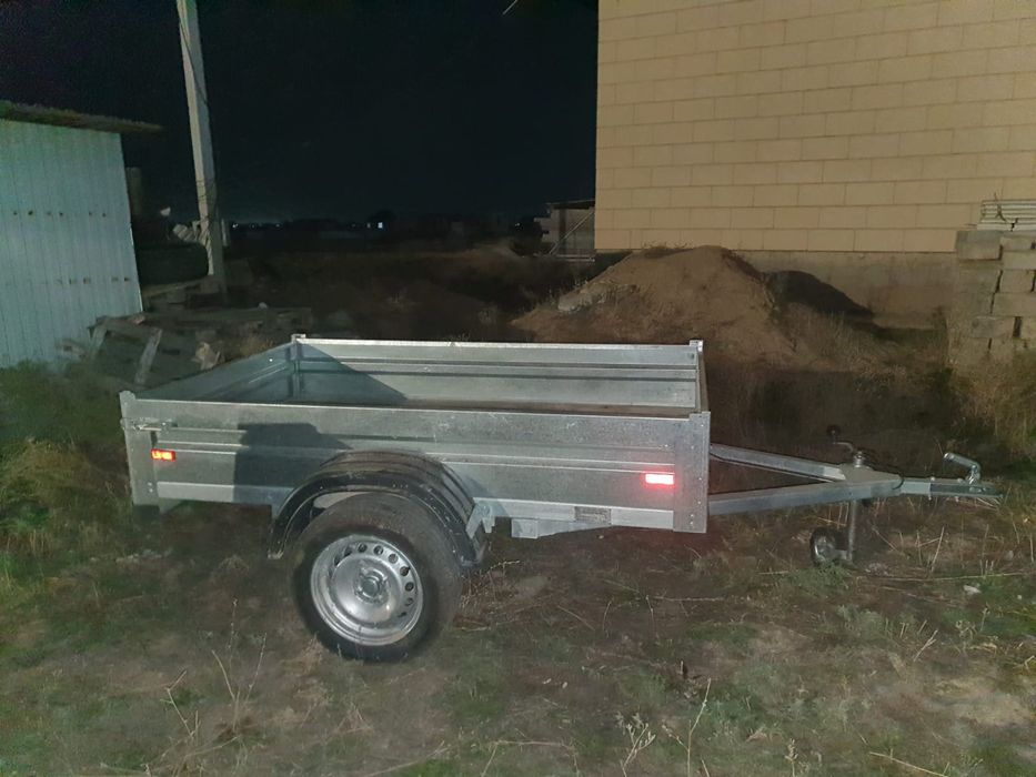 Прицеп на автомобиль