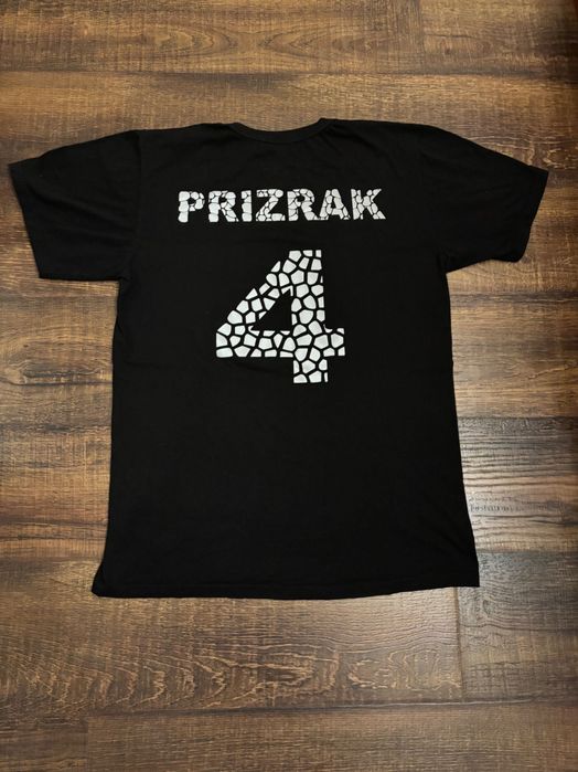 Рядки тениски на Prizrak от стара колекция