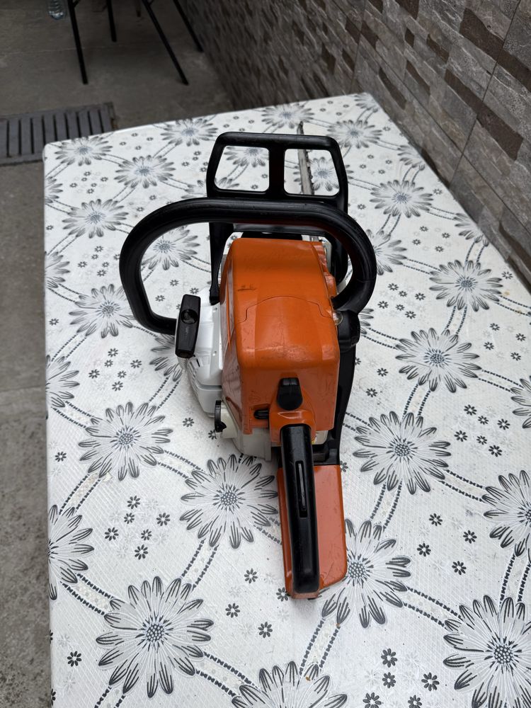 Бензинов верижен трион Stihl MS 250 С