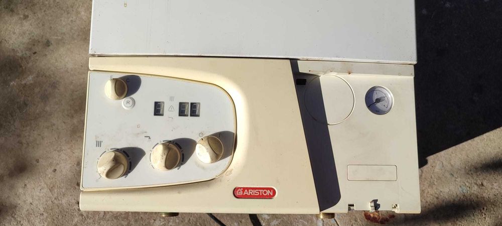 Centrala Termica Ariston Microgenus Plus 28 MFFI Pe Piese