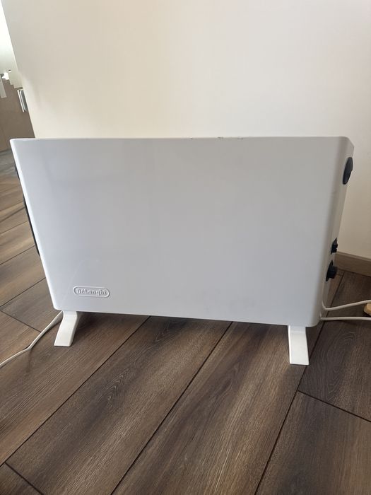 Електрически конвектор Delonghi